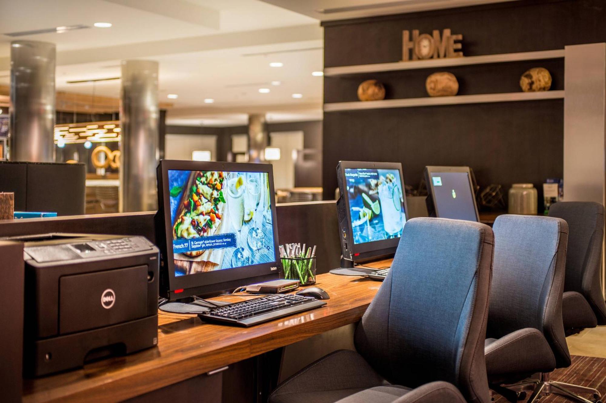 Courtyard By Marriott Detroit Farmington Otel Farmington Hills Dış mekan fotoğraf