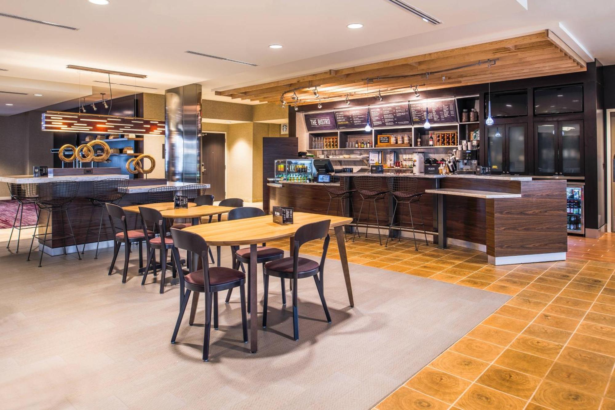 Courtyard By Marriott Detroit Farmington Otel Farmington Hills Dış mekan fotoğraf