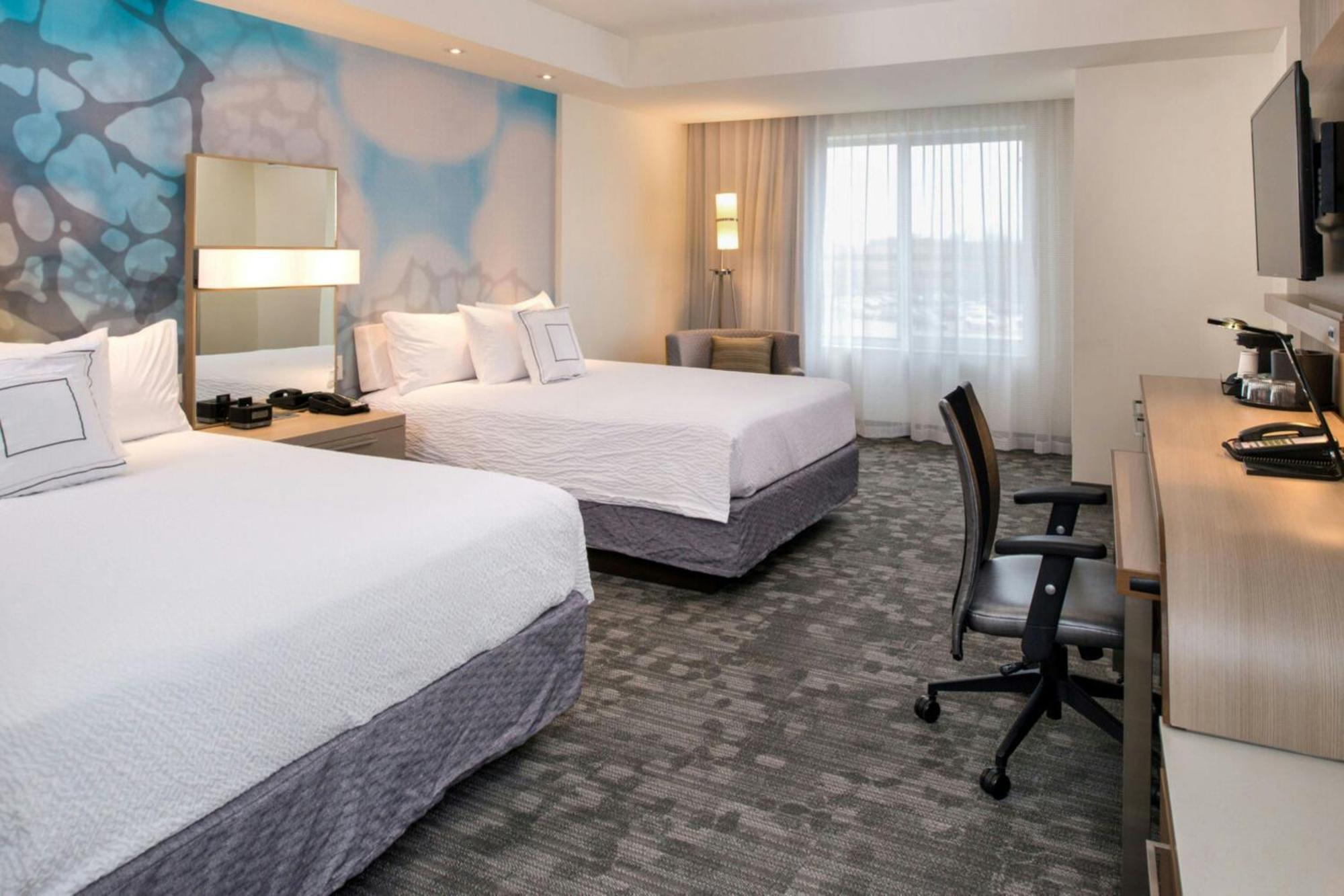 Courtyard By Marriott Detroit Farmington Otel Farmington Hills Dış mekan fotoğraf